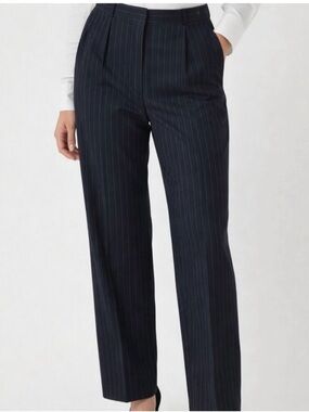 EUC Jones New York Collection Women tailored pinstripe trouser designed stretch